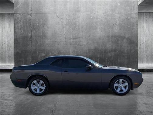 2013 Dodge Challenger SXT