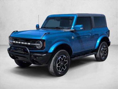 VELOCITY BLUE METALLIC 2023 Ford Bronco Outer Banks