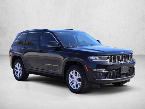 Diamond Black Crystal Pearlcoat 2022 Jeep Grand Cherokee Limited