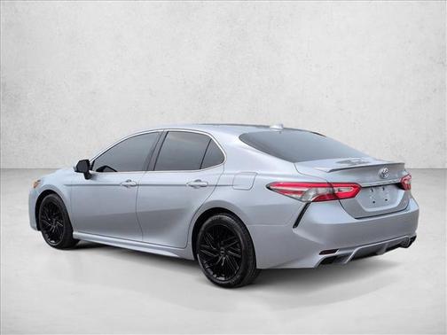 Celestial Silver Metallic 2019 Toyota Camry SE