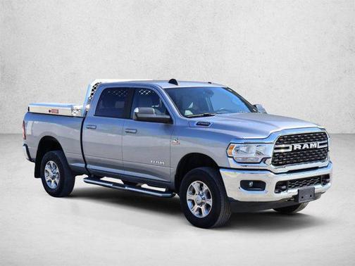 Billet Silver Metallic Clearcoat 2022 RAM 2500 Big Horn Crew Cab 4x4 6'4' Box