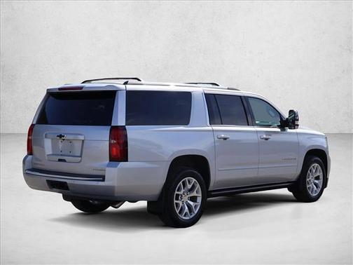 Silver Ice Metallic 2019 Chevrolet Suburban Premier