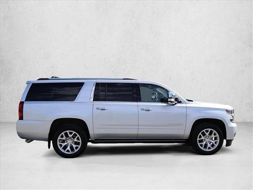 Silver Ice Metallic 2019 Chevrolet Suburban Premier