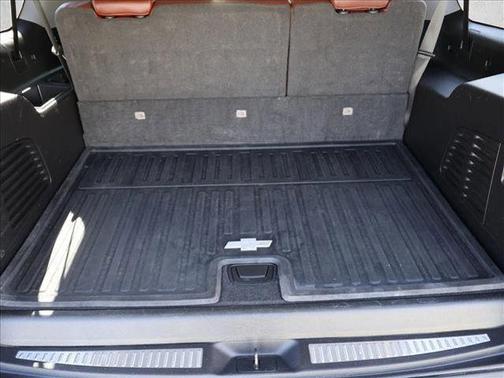 Silver Ice Metallic 2019 Chevrolet Suburban Premier