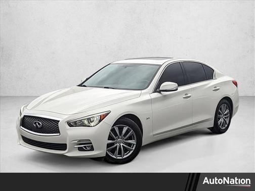 2017 INFINITI Q50 Base