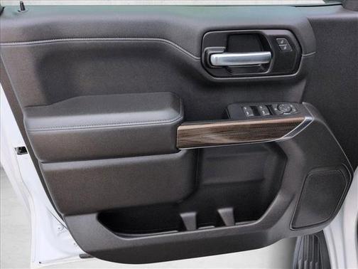 Summit White 2021 Chevrolet Silverado 1500 LT