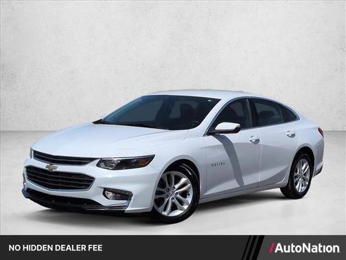 Summit White 2017 Chevrolet Malibu 1LT