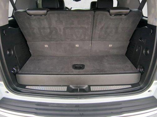 Summit White 2018 Chevrolet Tahoe Premier