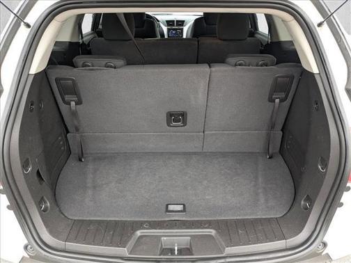 2011 Chevrolet Traverse LT