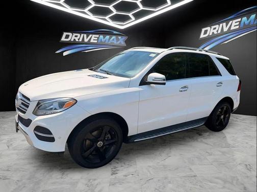 White 2018 Mercedes-Benz GLE 350 4MATIC SUV