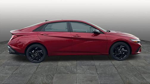 2026 Hyundai ELANTRA Sport