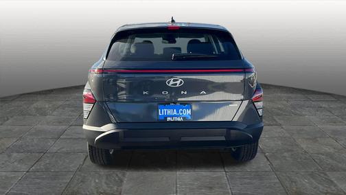 2026 Hyundai KONA SE