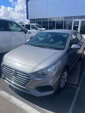 Forge Gray 2022 Hyundai Accent SE