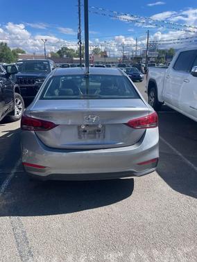 Forge Gray 2022 Hyundai Accent SE