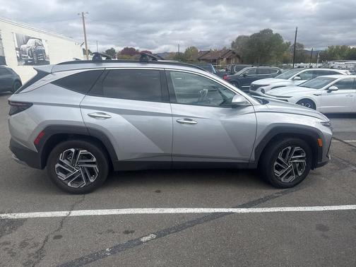 2025 Hyundai TUCSON Hybrid Limited