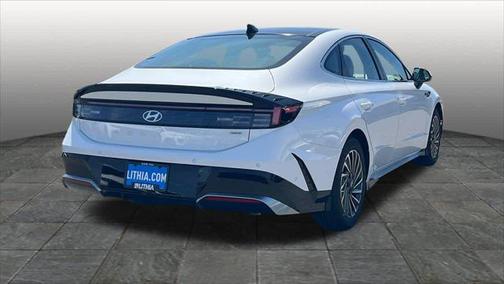 2025 Hyundai SONATA Hybrid Limited