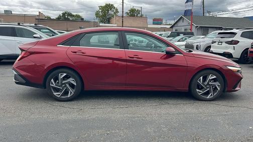 Ultimate Red 2024 Hyundai ELANTRA Limited