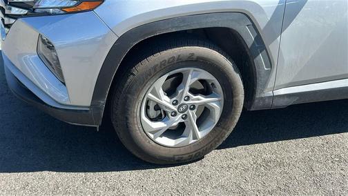 Shimmering Silver 2024 Hyundai TUCSON SEL