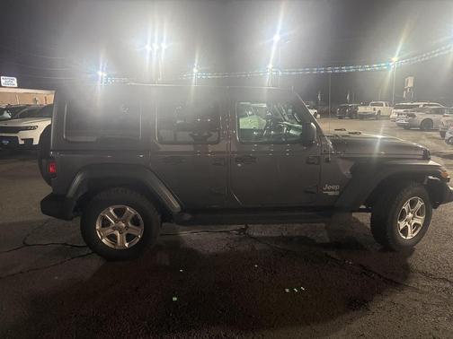 2019 Jeep Wrangler Unlimited Sport