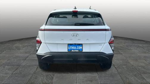 2026 Hyundai KONA SE