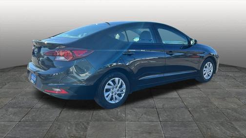 2019 Hyundai ELANTRA SE