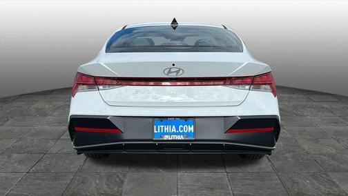 2025 Hyundai ELANTRA SEL