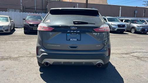 Carbonized Gray Metallic 2022 Ford Edge Titanium