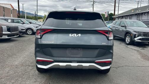 Gravity Gray 2023 Kia Sportage LX