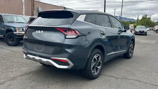 Gravity Gray 2023 Kia Sportage LX