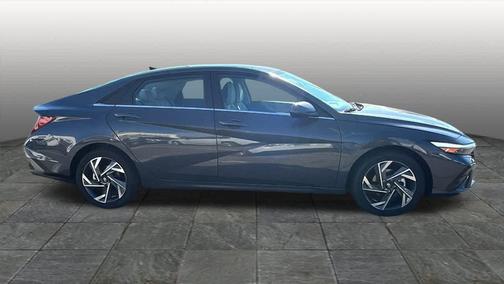 2025 Hyundai ELANTRA HEV Limited