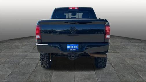 Brilliant Black Crystal Pearlcoat 2018 RAM 2500 Laramie Crew Cab 4x4 6'4' Box