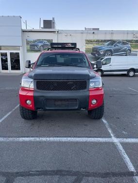 2011 Nissan Titan SV