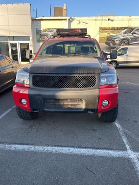 2011 Nissan Titan SV