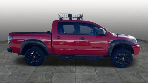 2011 Nissan Titan SV