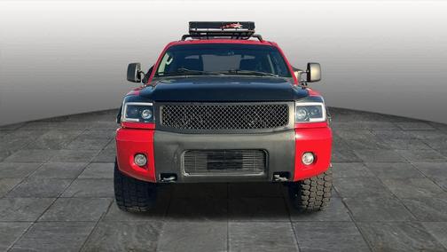 2011 Nissan Titan SV