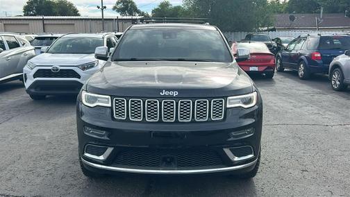 Diamond Black Crystal Pearlcoat 2020 Jeep Grand Cherokee Summit