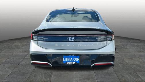 2026 Hyundai SONATA Hybrid SE