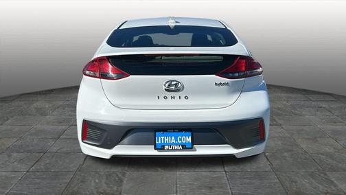 2020 Hyundai IONIQ Hybrid SE