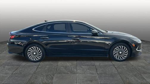 2023 Hyundai SONATA Hybrid Limited