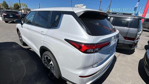 2024 Mitsubishi Outlander SE 2.5 S-AWC