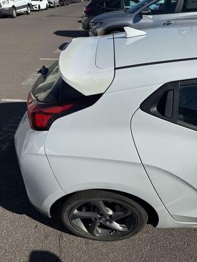 2019 Hyundai Veloster 2