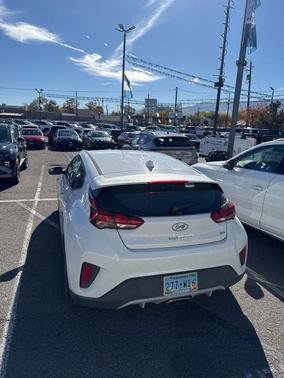 2019 Hyundai Veloster 2