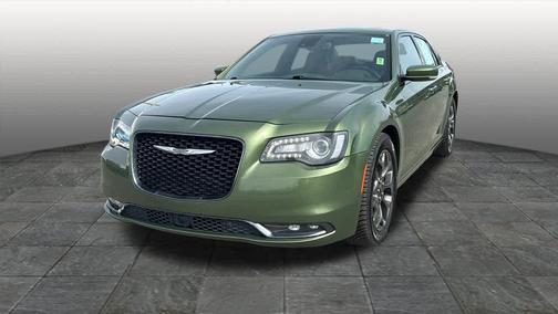 2018 Chrysler 300 S