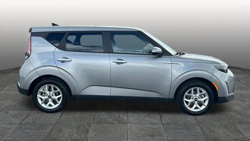 Steel Gray 2024 Kia Soul LX