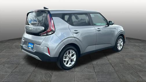 Steel Gray 2024 Kia Soul LX
