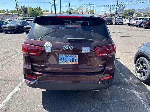 Sangria 2020 Kia Sorento LX