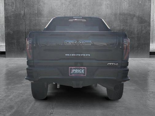 2025 GMC Sierra 2500 AT4