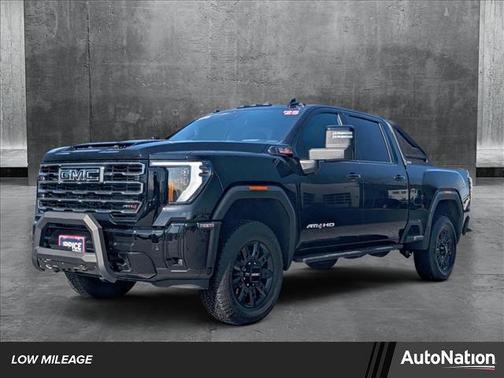 2025 GMC Sierra 2500 AT4
