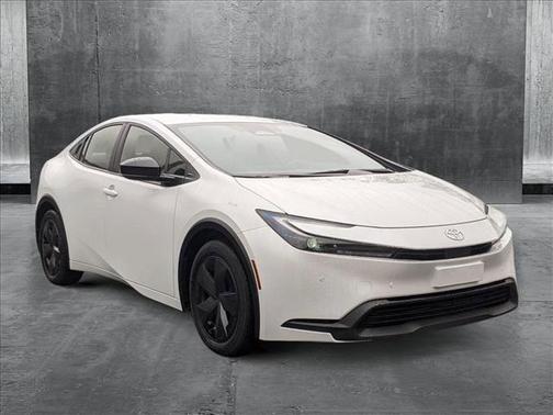 2023 Toyota Prius LE