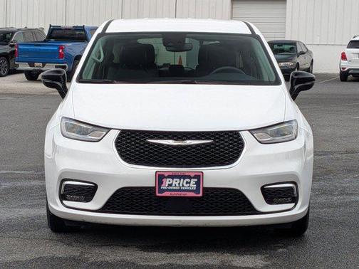 2024 Chrysler Pacifica Hybrid Select